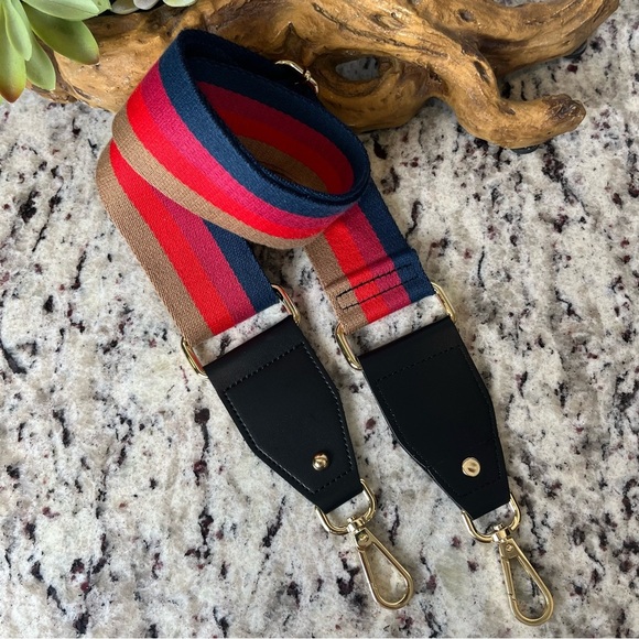Striped Multicolor Crossbody Strap - Picture 5 of 8